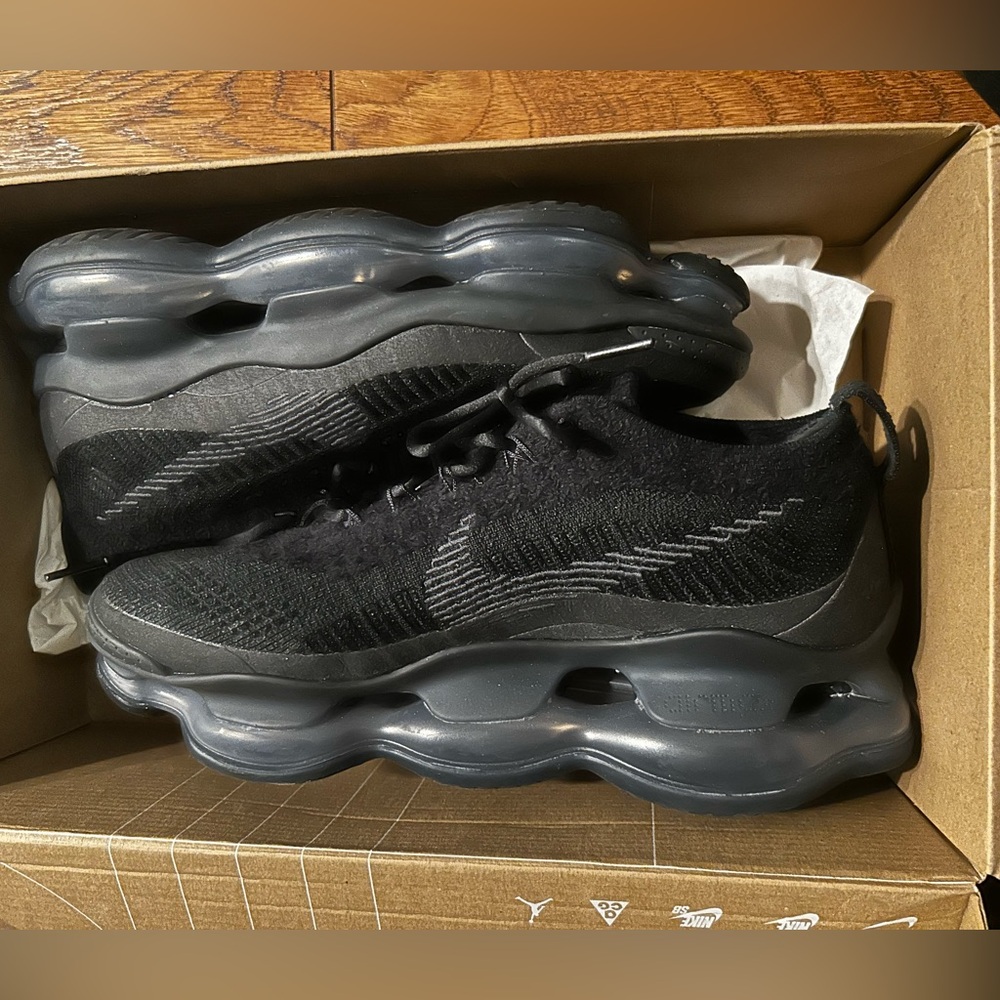 Woman’s Nike shoes
